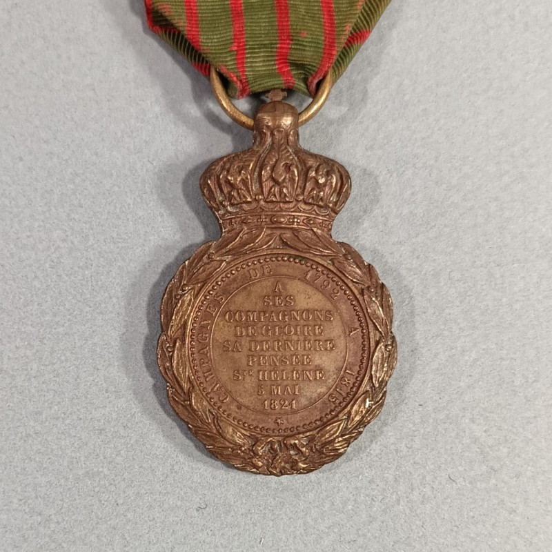 MEDAILLE DE STE HELENE NAPOLEON Ier 1821 A SES COMPAGNONS DE GLOIRE SOUVENIR DES CAMPAGNES DU PREMIER EMPIRE